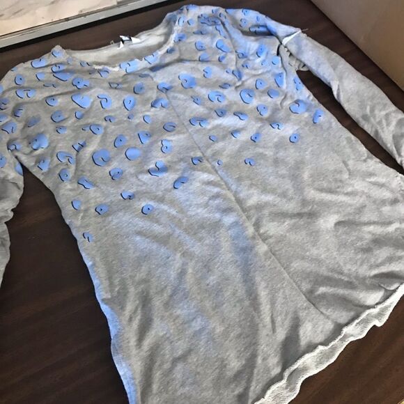 Crown and Ivy adorable top like new size small - Picture 1 of 2